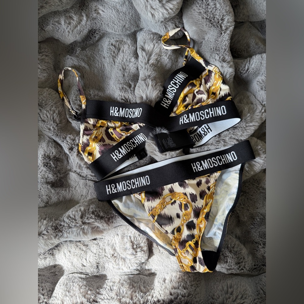 H&M x MOSCHINO bikini swimsuit set